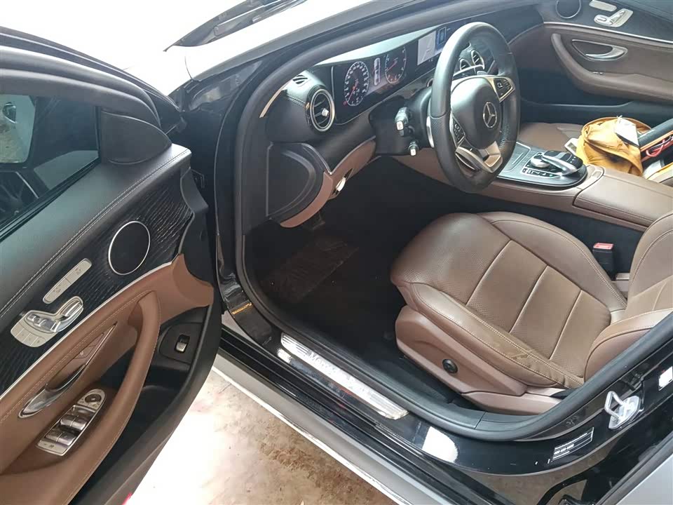 Mercedes-Benz E-class Mercedes-Benz E-class