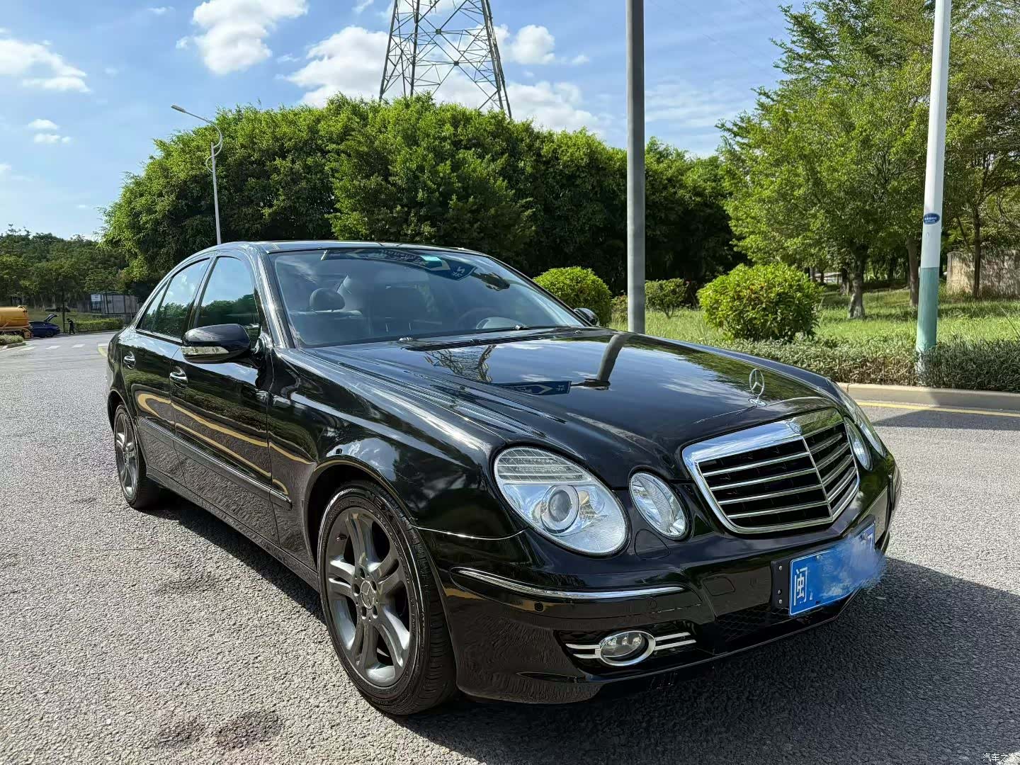 Mercedes-Benz E-Class, 2009 3