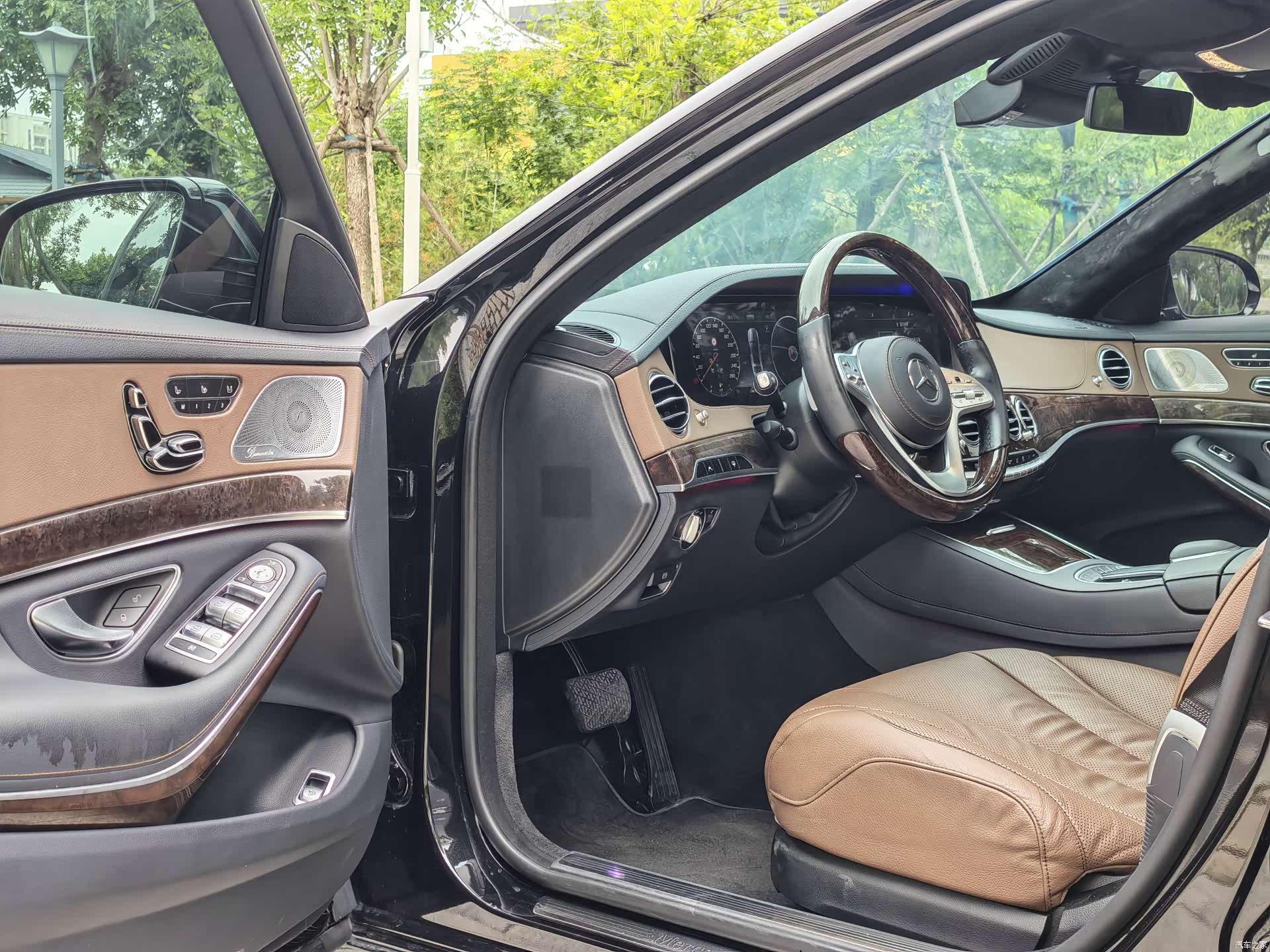 Mercedes-Benz S-Class, 2020 4