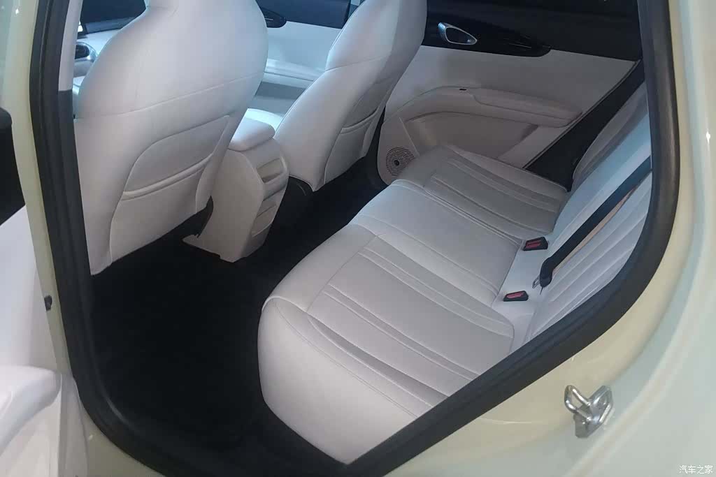 Geely Xingyuan, 2025 11