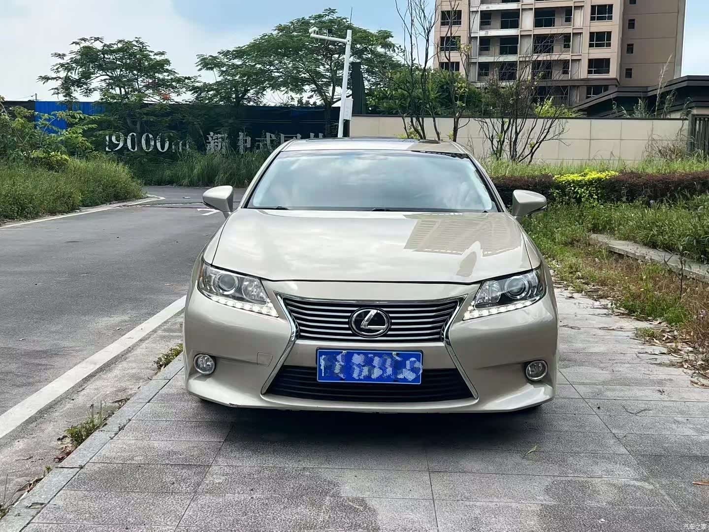 Lexus ES, 2013 2