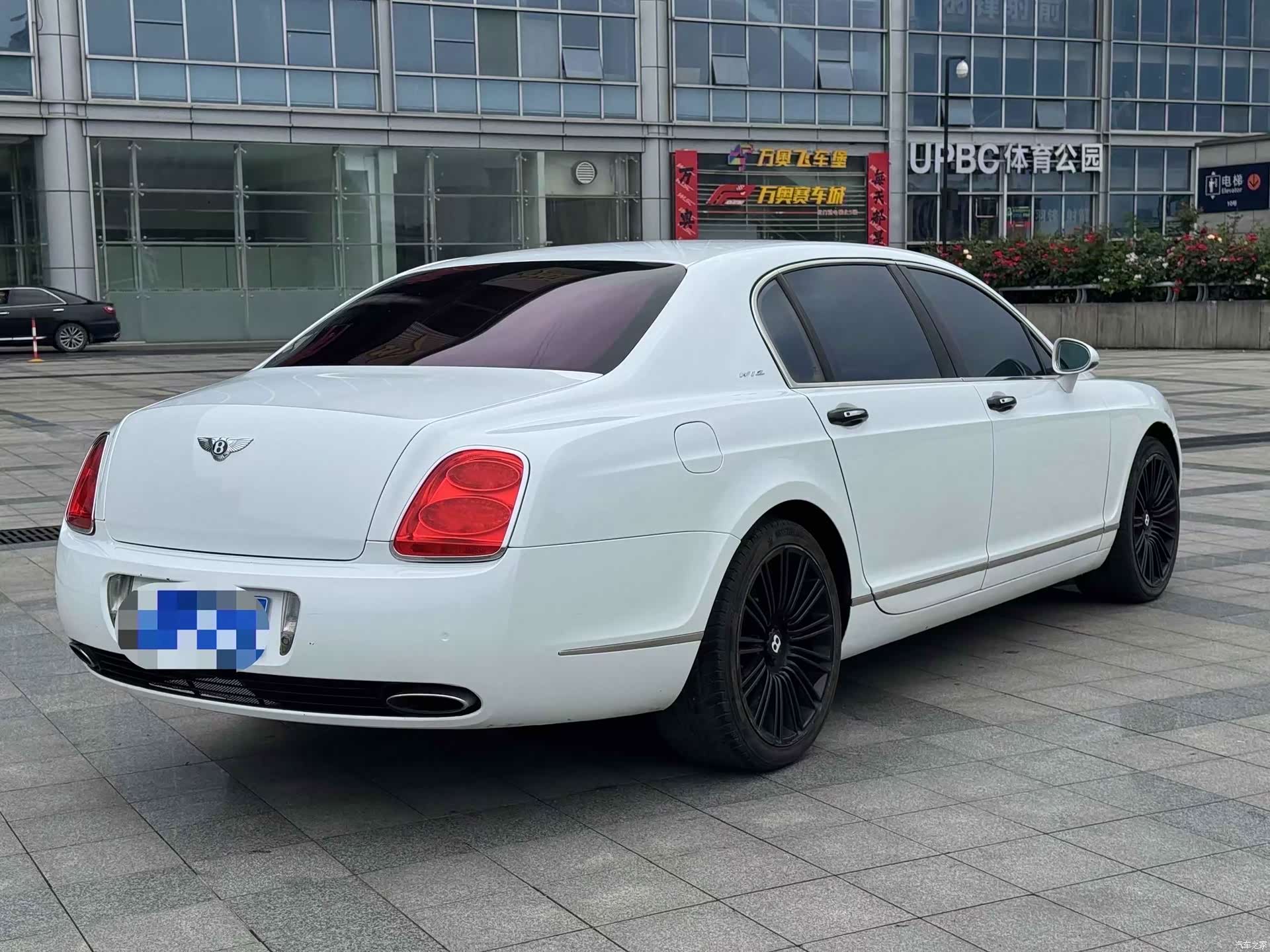 Bentley Flying Spur, 2007 2