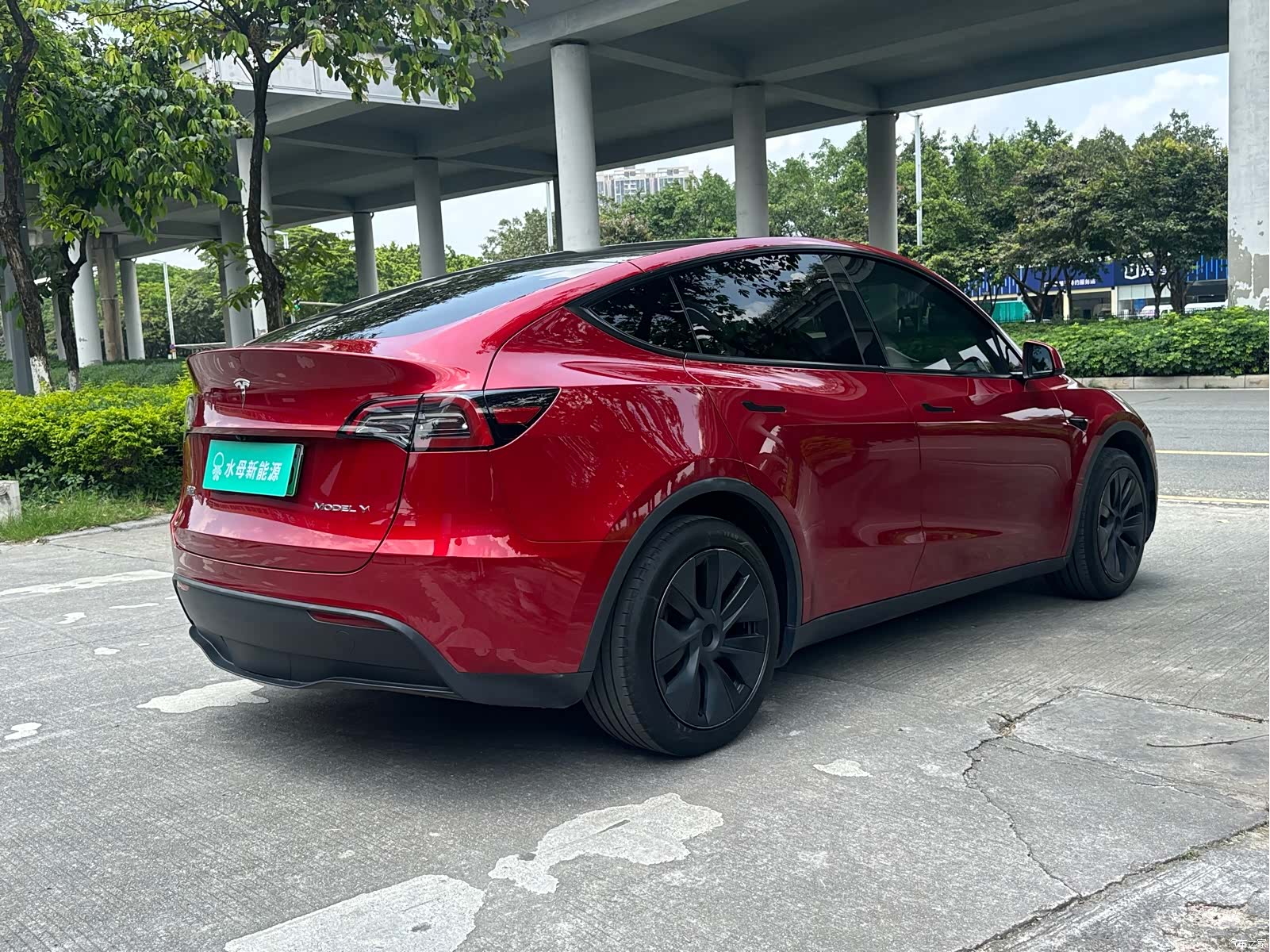 Tesla Model Y, 2024 4