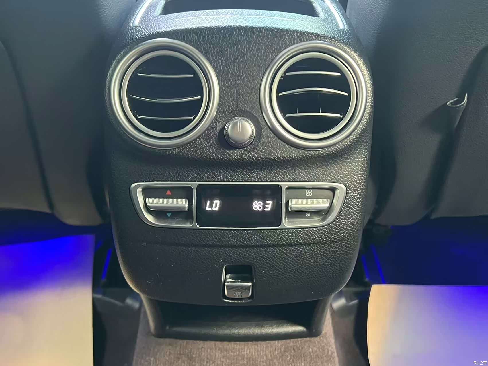 Mercedes-Benz GLC, 2022 22