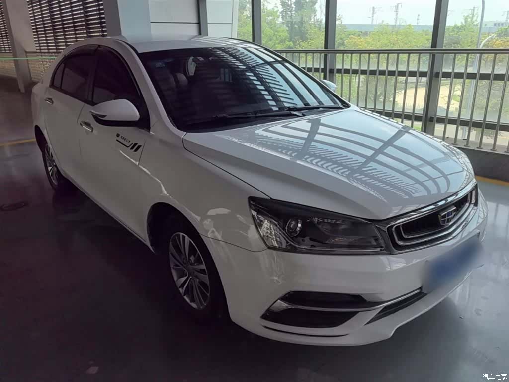 Geely Emgrand, 2018 4