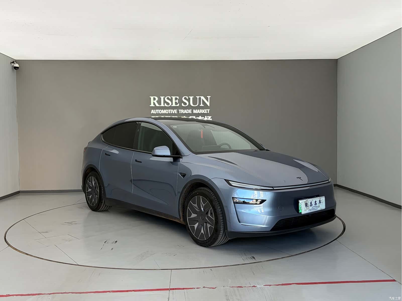 Tesla Model Y, 2026 3