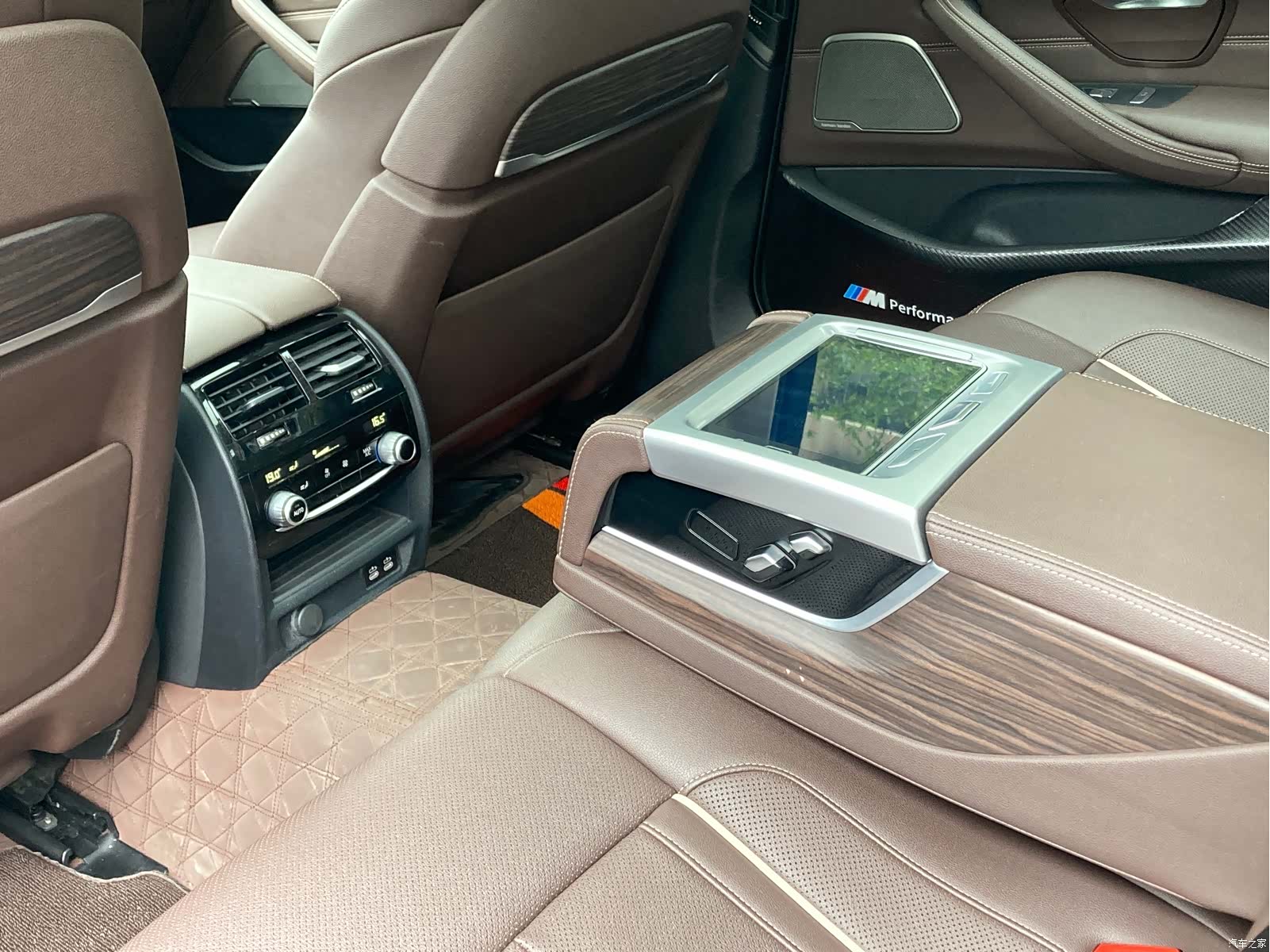 BMW 5 Series, 2021 8