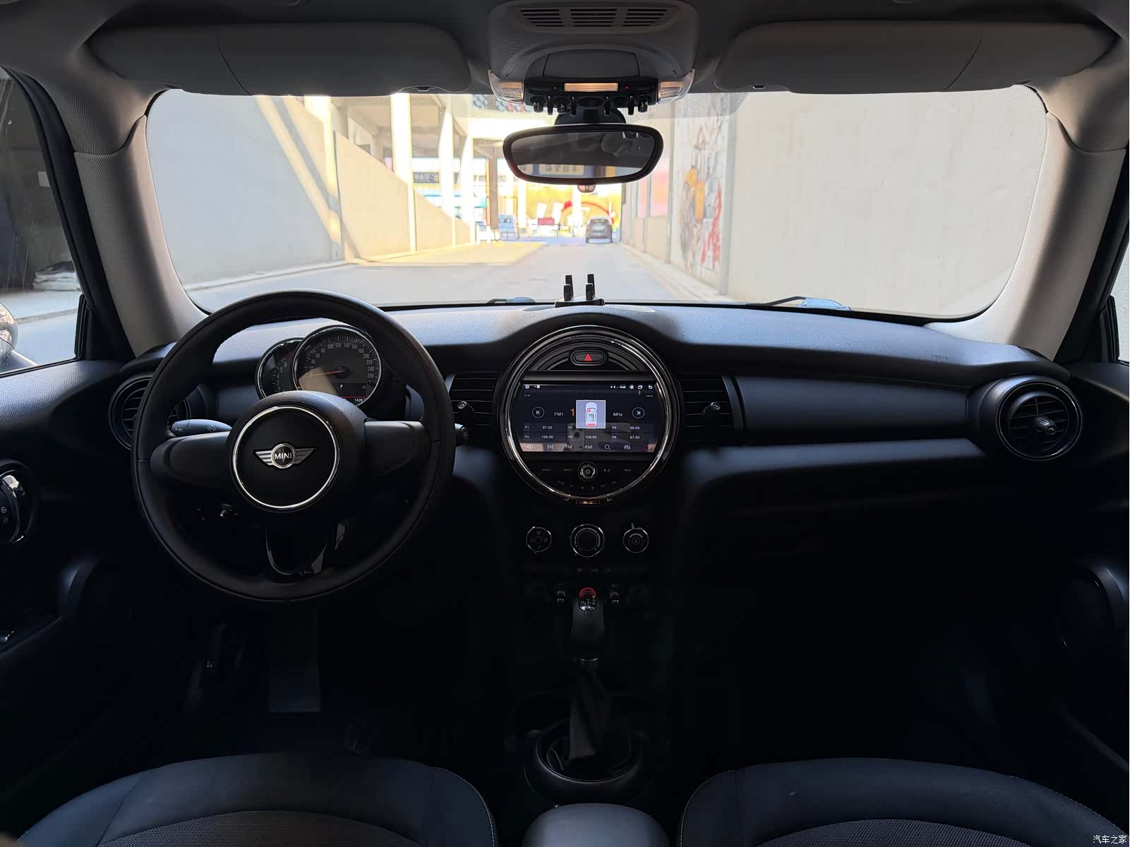 Mini ONE, 2015 9