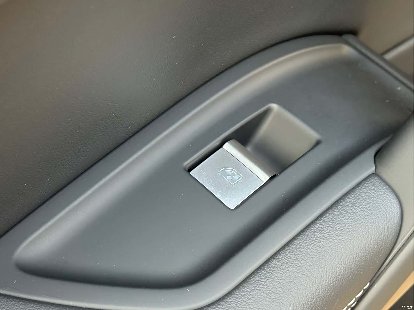 Audi Q5L, 2023 20