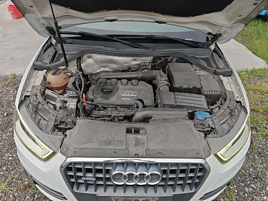 Audi Q3, 2014 11