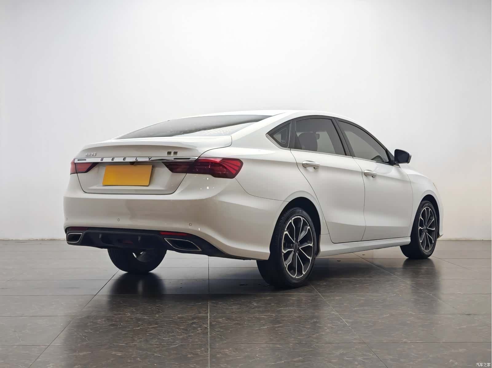 Geely Binray, 2021 3