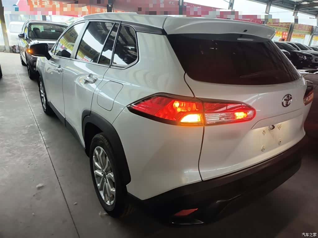 Toyota Frontlander, 2022 все фото