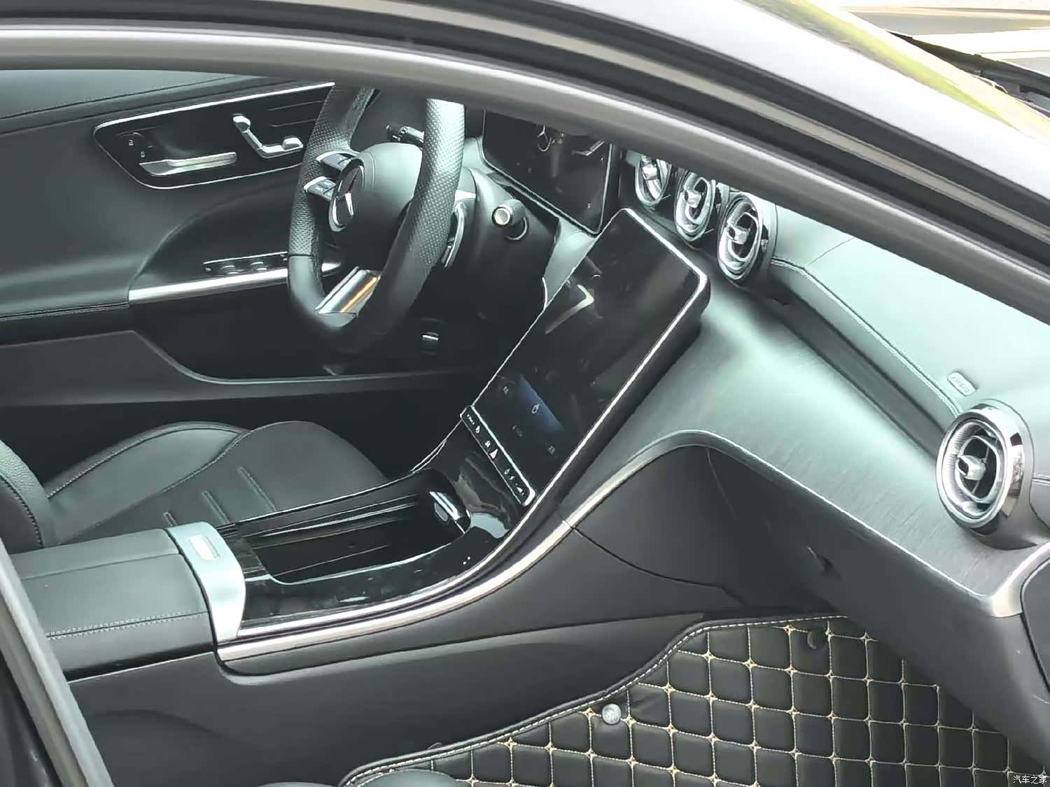 Mercedes-Benz C-Class, 2022 все фото