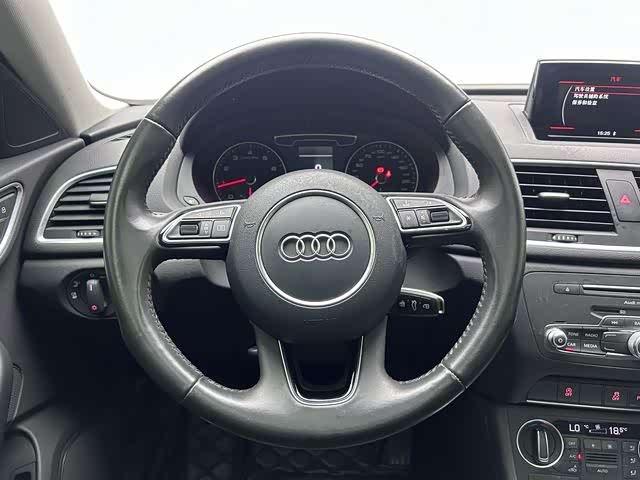 Audi Q3 2017, фото 6