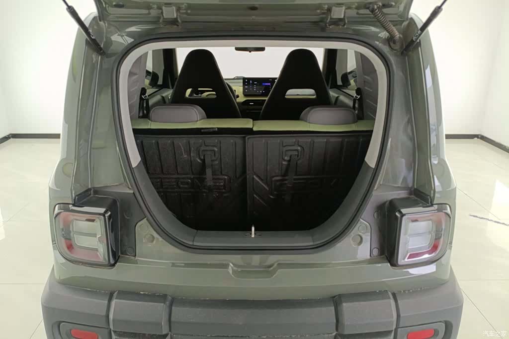 Geely Panda, 2024 4