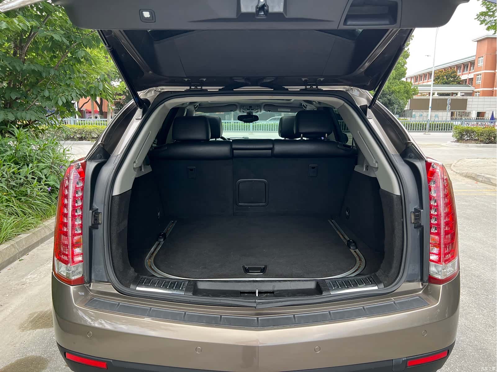 Cadillac SRX, 2015 16