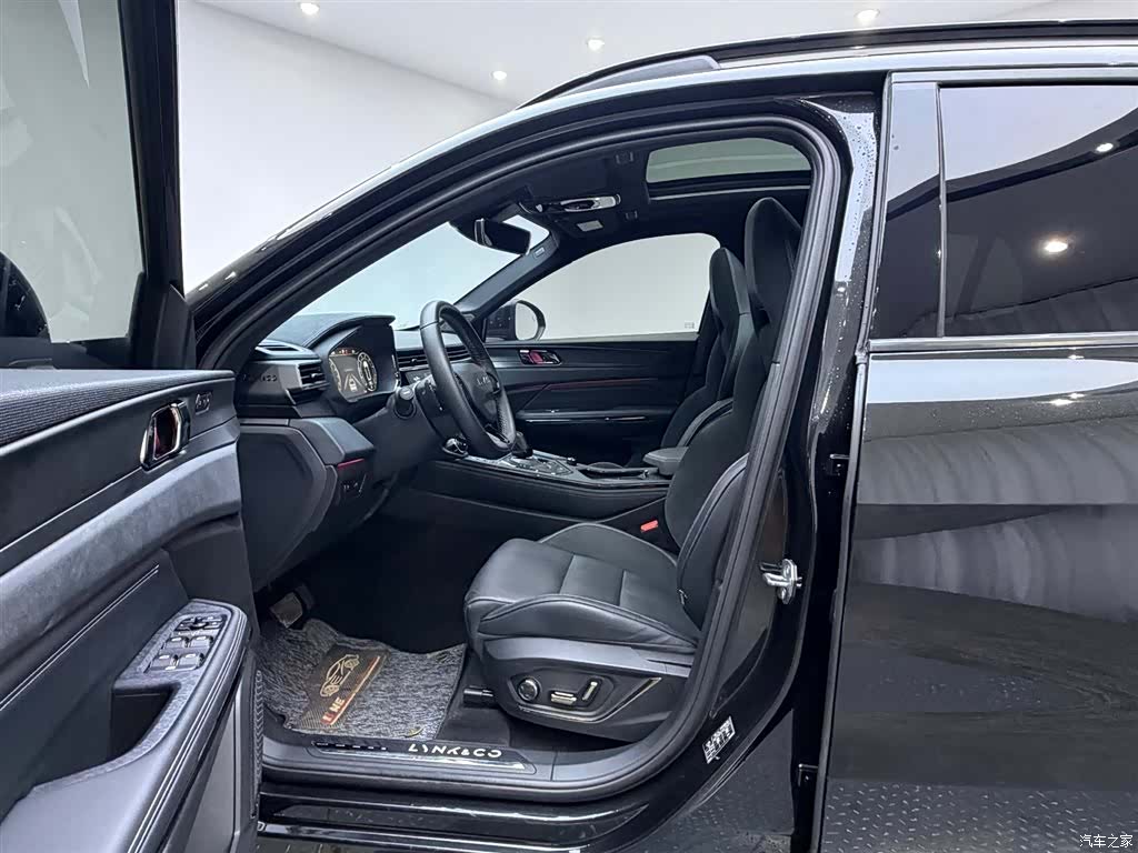 Lynk & Co 01, 2021 8