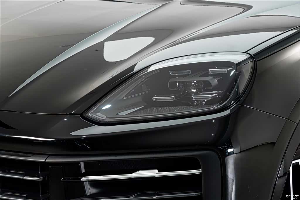 Porsche Cayenne, 2025 4