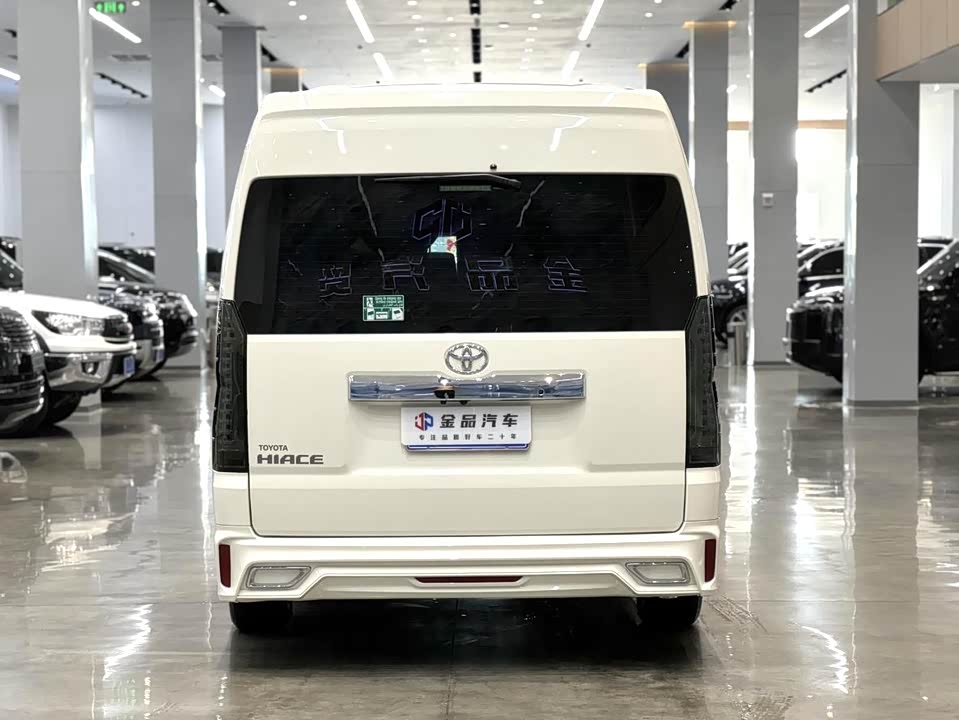 Toyota HIACE Toyota HIACE