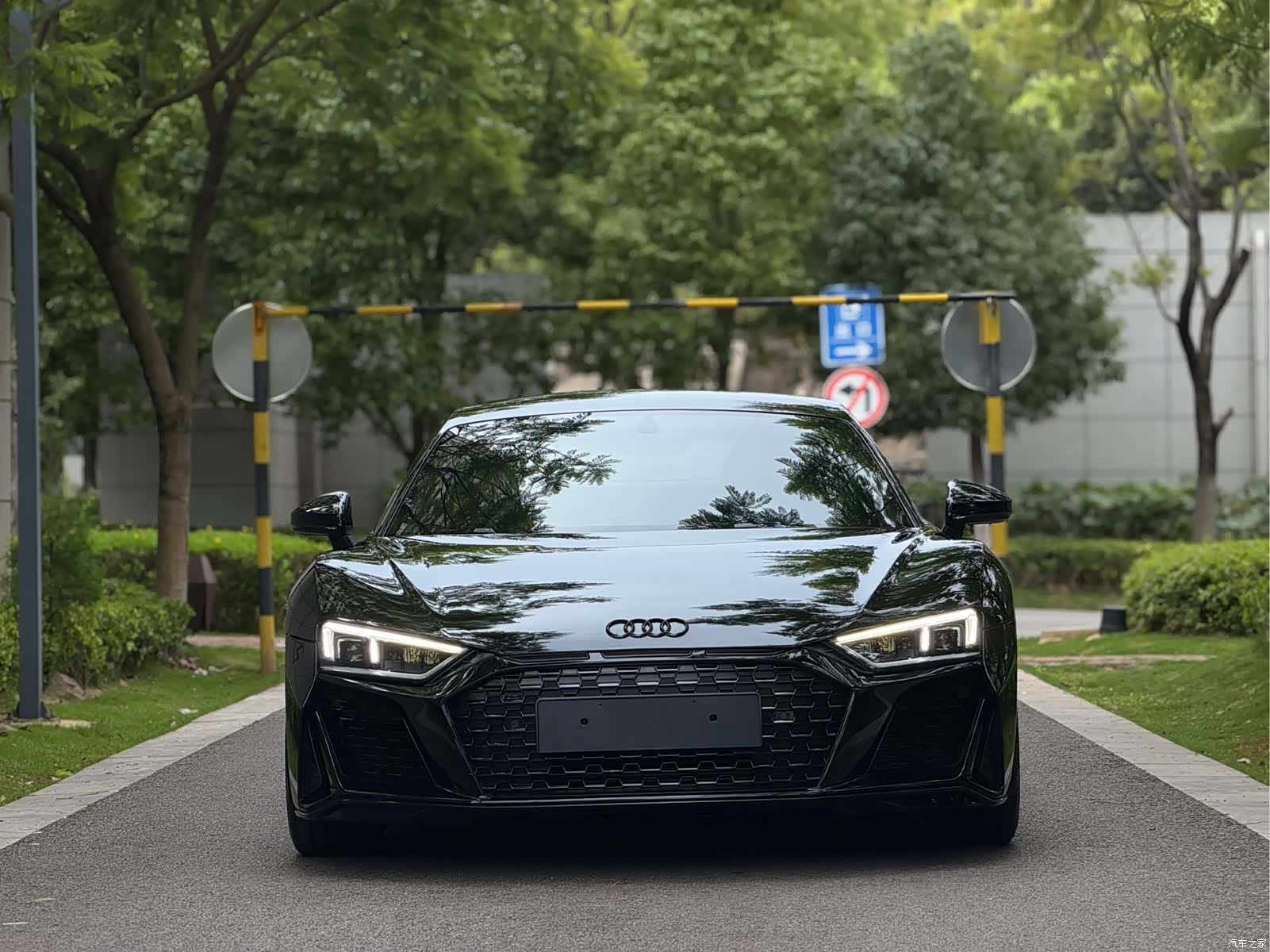 Audi R8, 2018 2