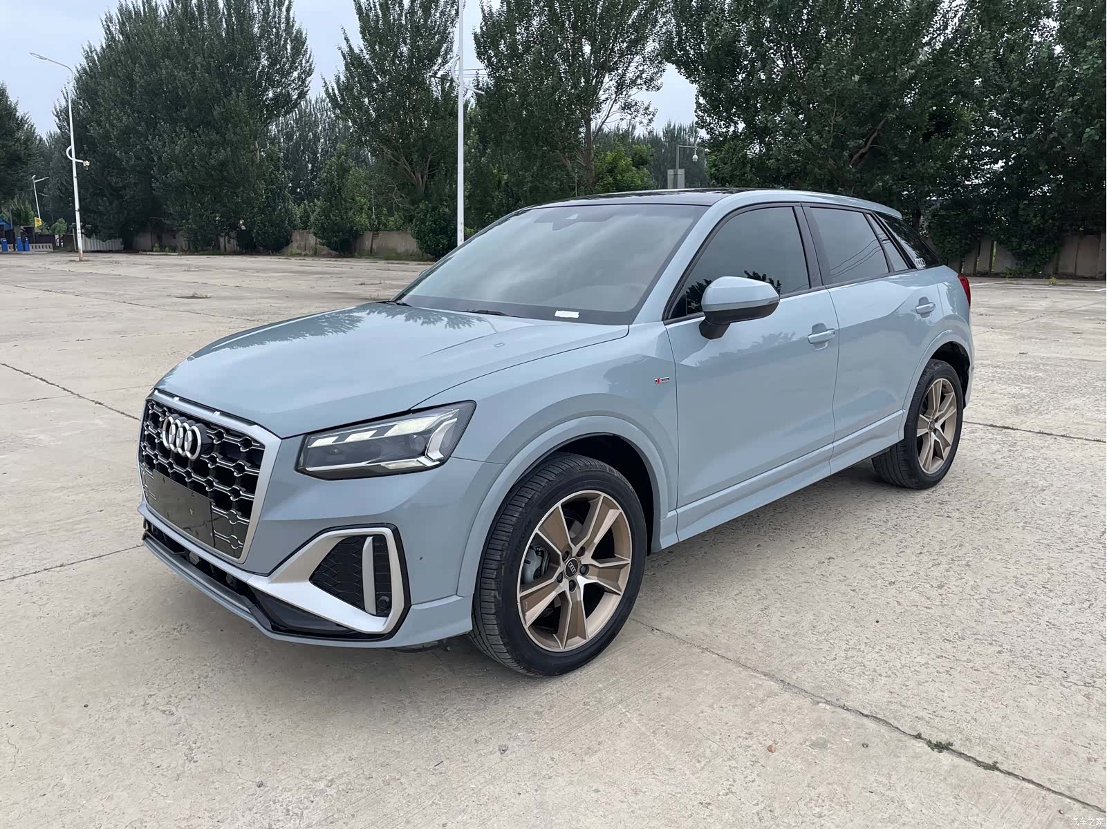 Audi Q2L, 2023 2