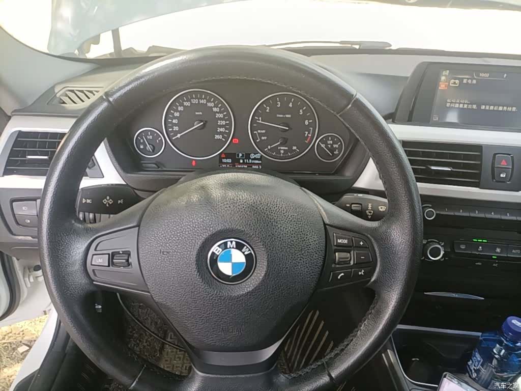 BMW 3 Series, 2015 11