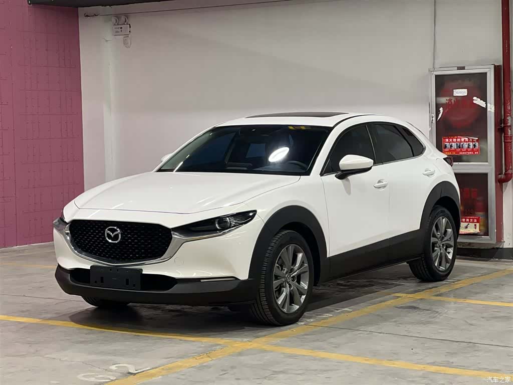 Mazda CX-30, 2022 1