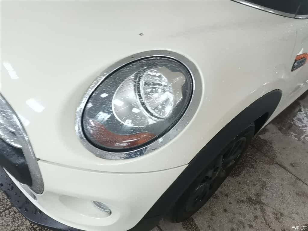 Mini ONE, 2017 24
