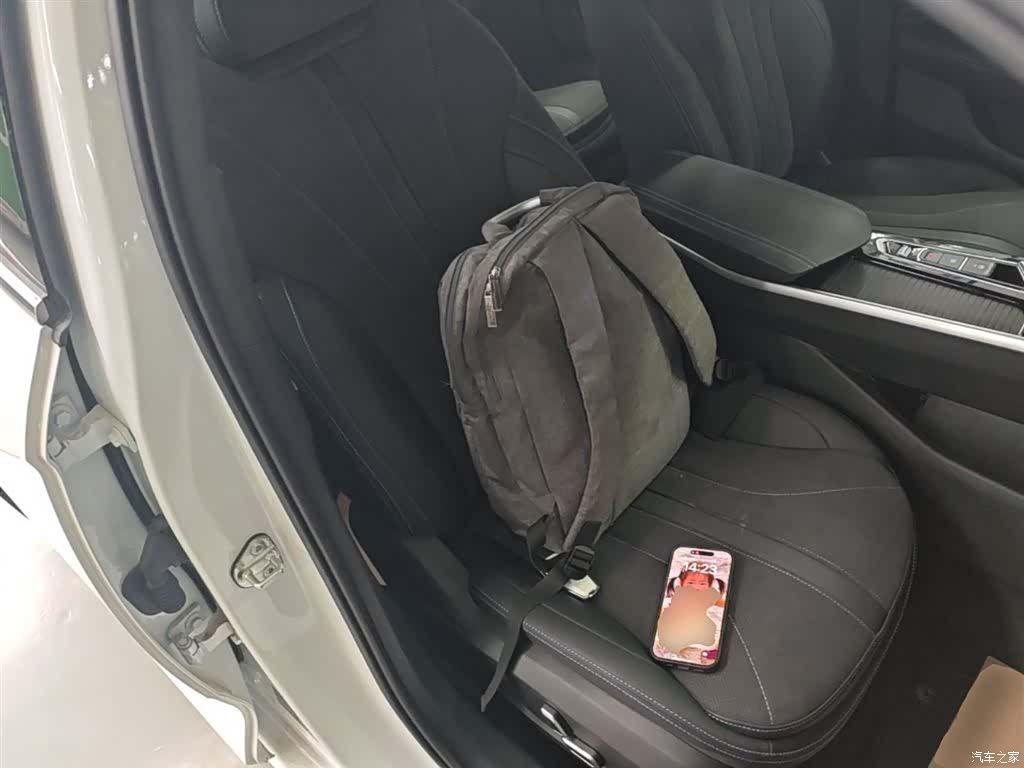 Geely Preface, 2026 25