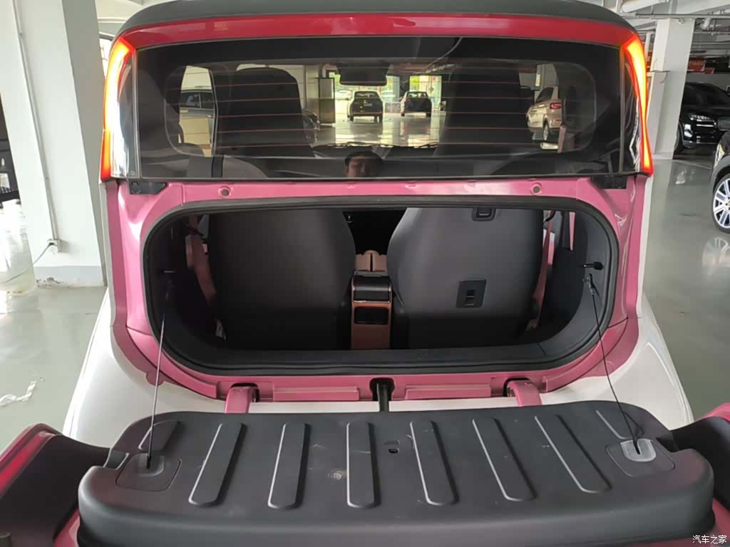 Wuling E200, 2022 19