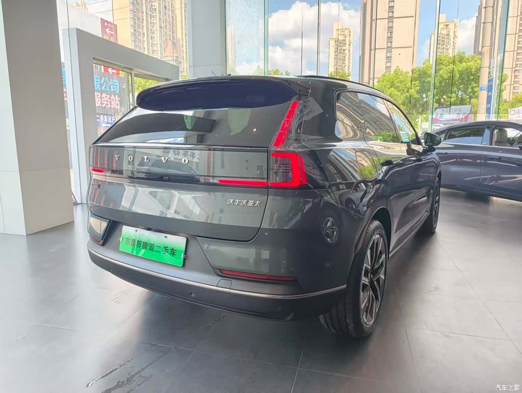 Volvo XC70, 2026 4