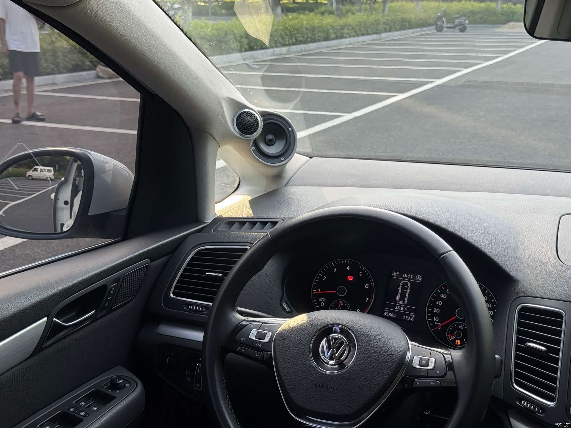 Volkswagen Xia, 2017 12