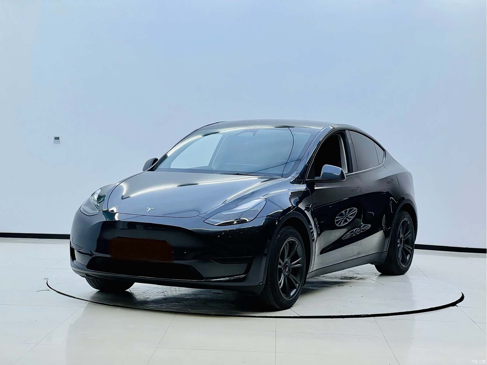 Tesla Model Y, 2024 8
