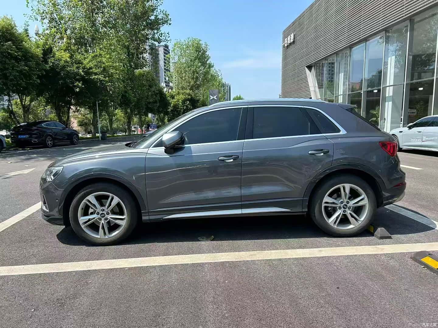 Audi Q3, 2022 3