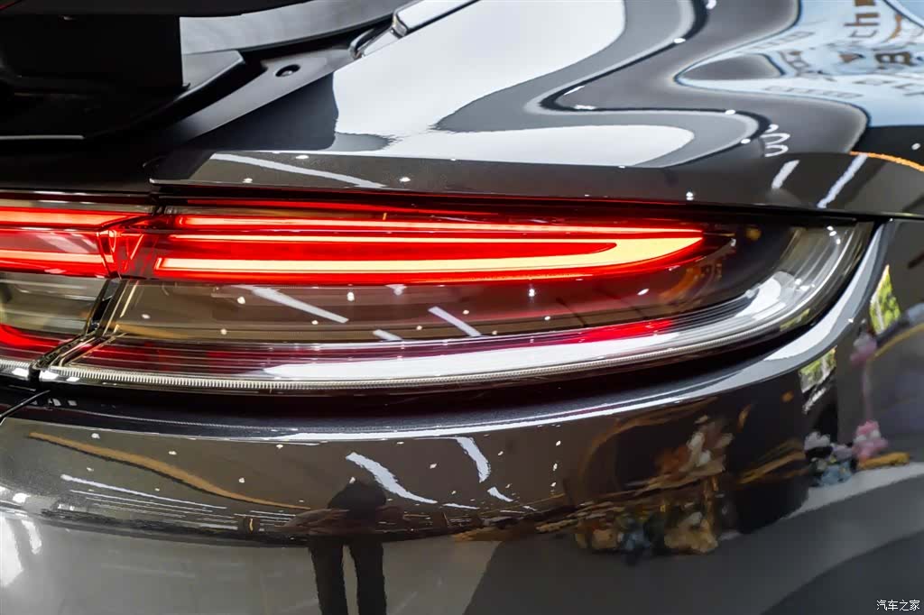 Porsche Panamera, 2022 7