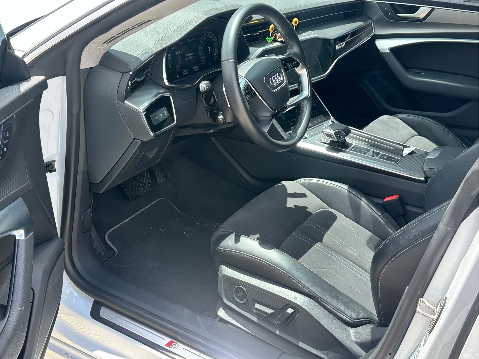 Audi A7L, 2023 3