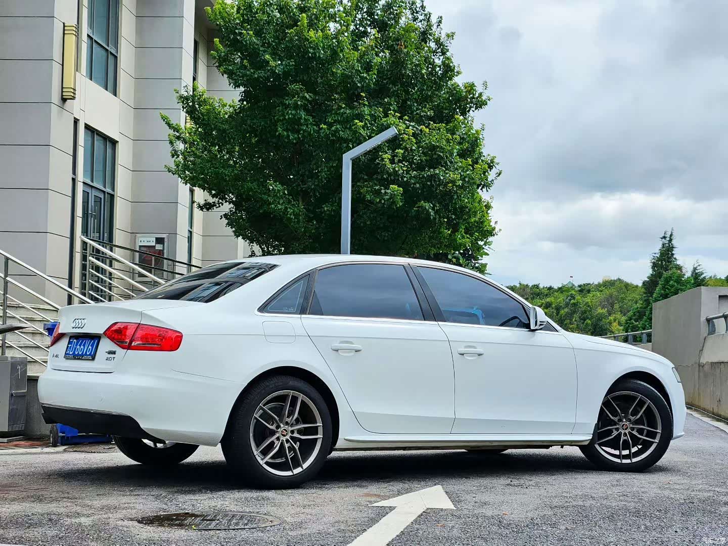 Audi A4L, 2011 8
