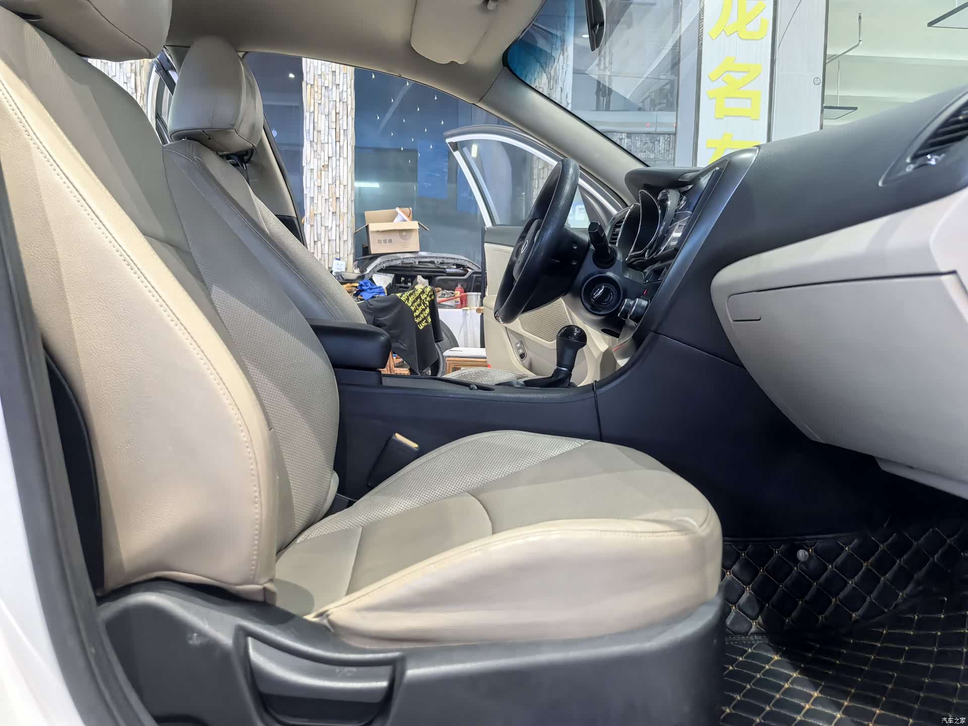 Kia K5, 2015 12