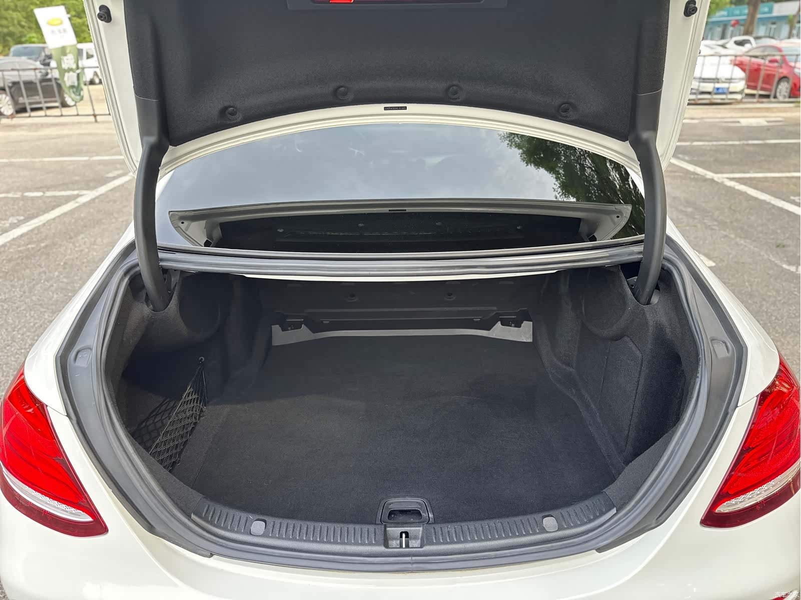 Mercedes-Benz E-Class, 2018 39