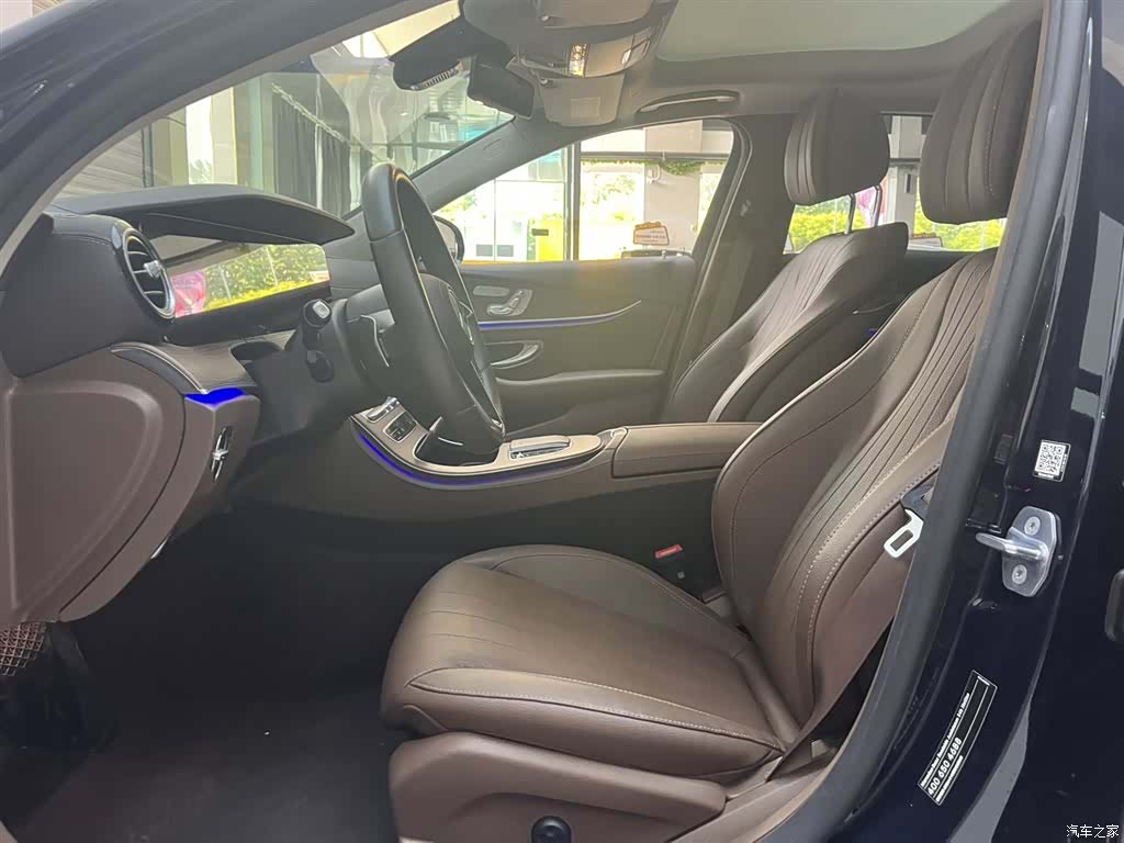 Mercedes-Benz E-Class, 2024 12