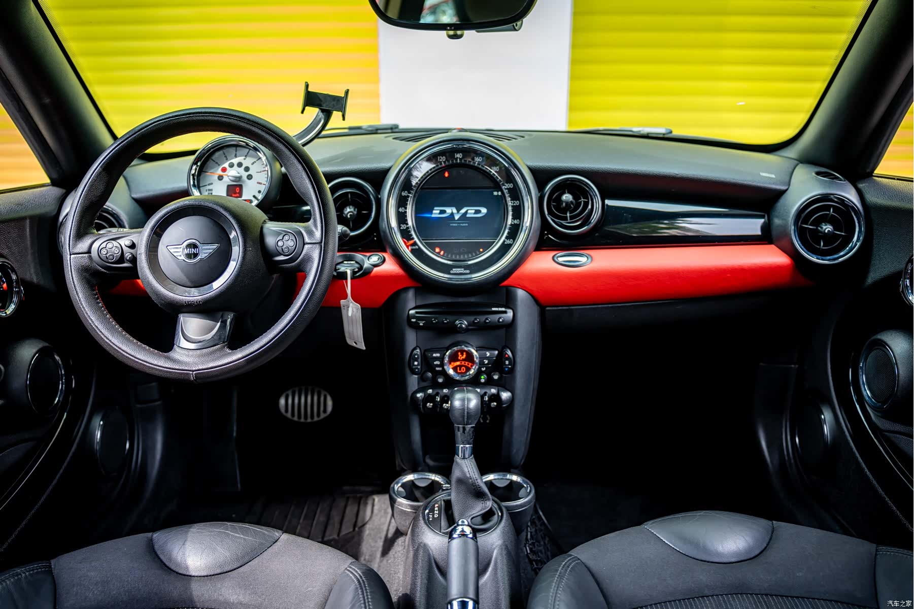 Mini Cooper, 2012 9