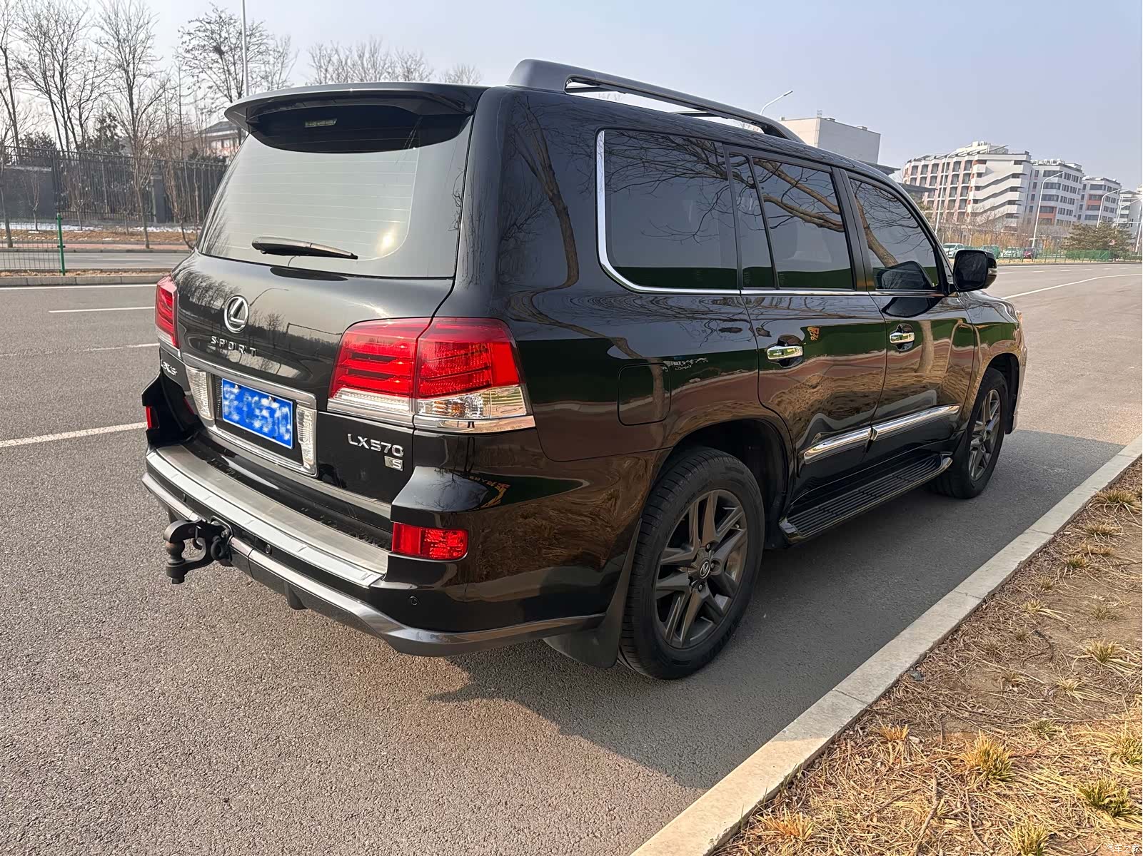 Lexus LX, 2015 3
