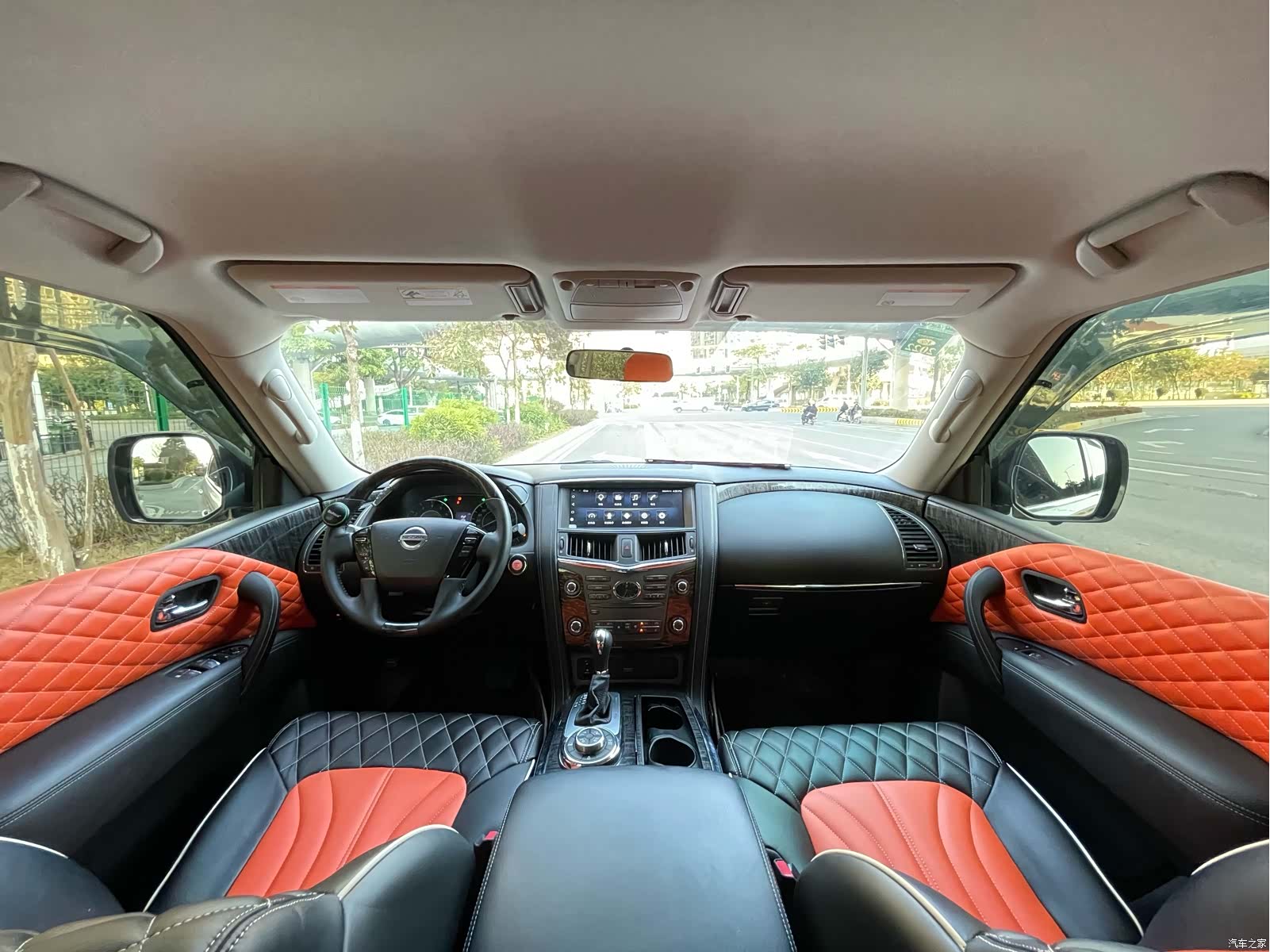 Nissan Patrol, 2020 12