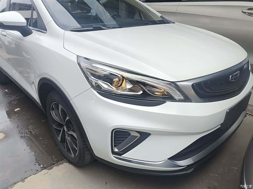 Geely Emgrand, 2020 4