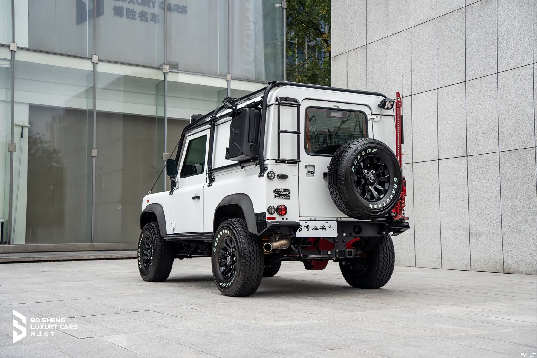 Land Rover Defender, 2015 4