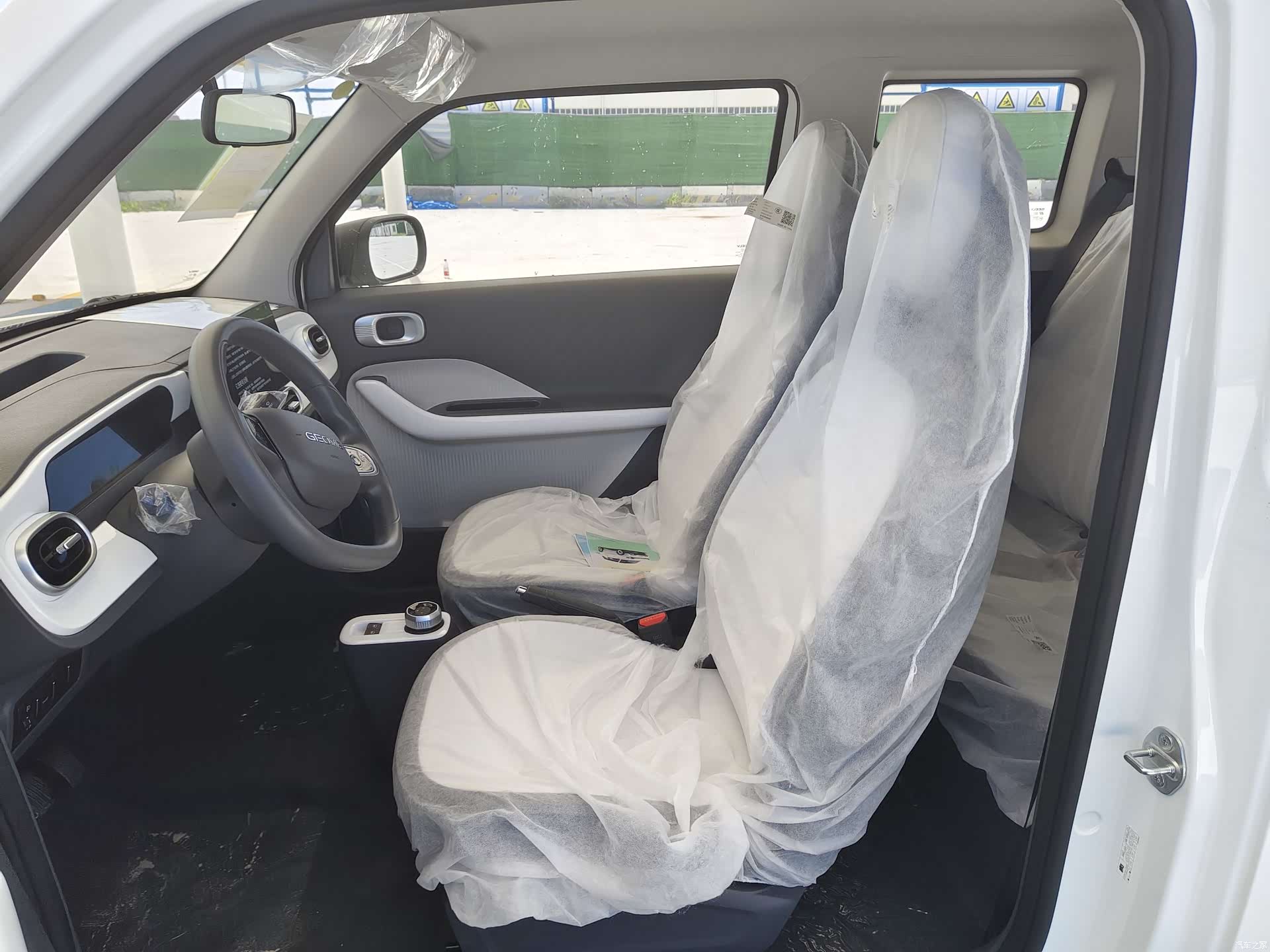 Geely Panda, 2025 9