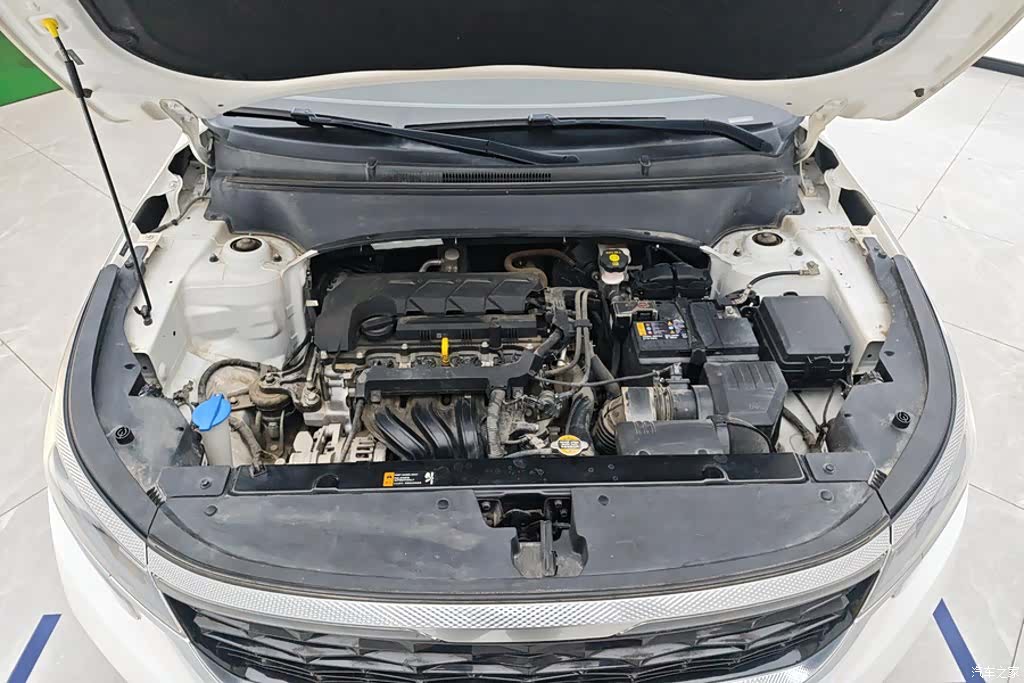 Kia KX3, 2021 10
