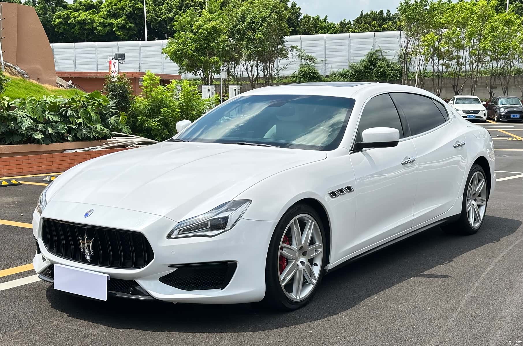 Maserati Q4