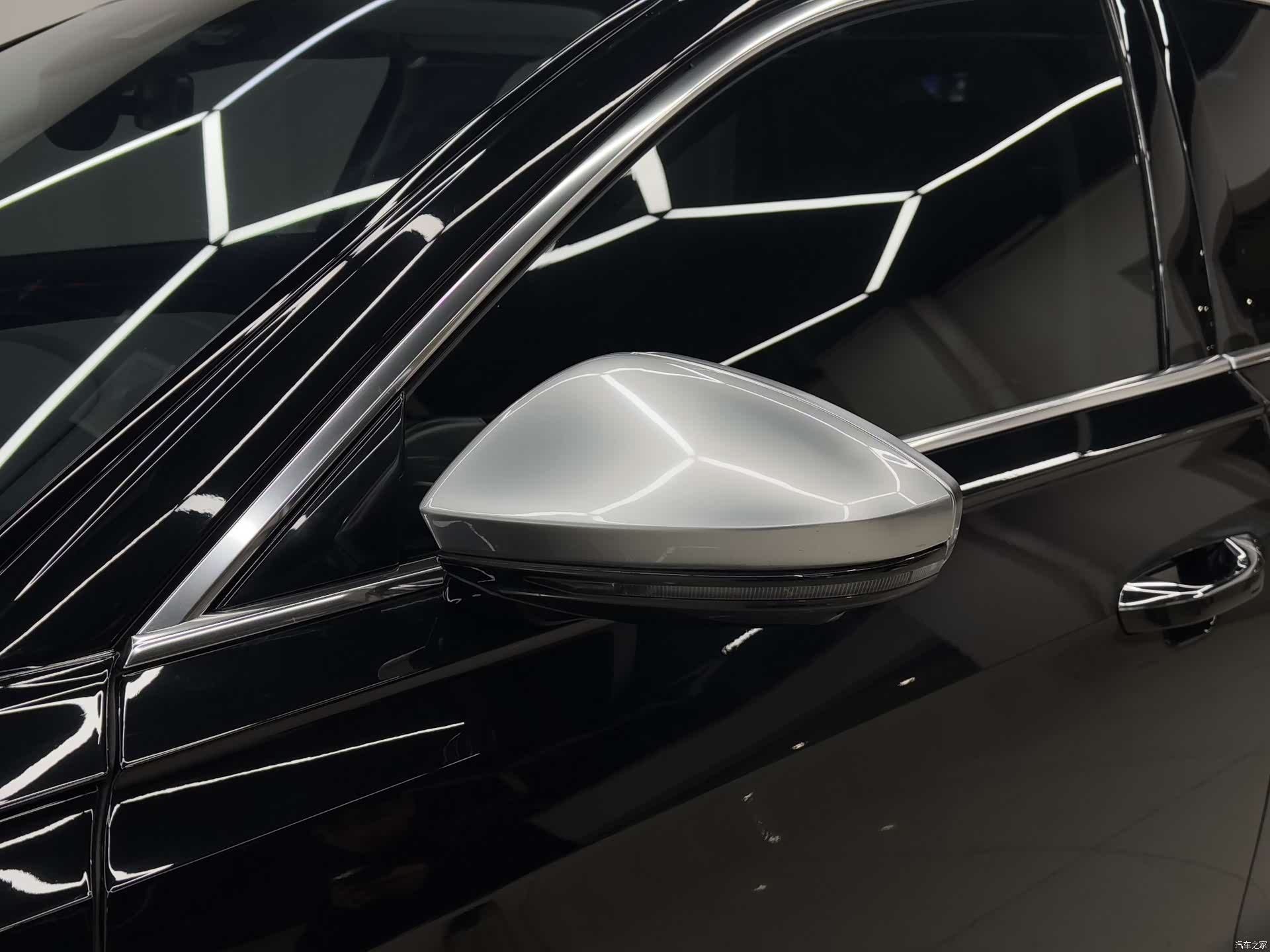 Audi A8L, 2023 19
