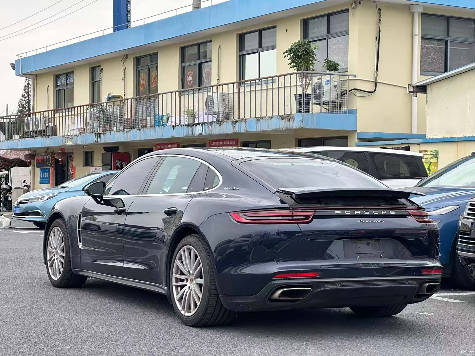 Porsche Panamera, 2019 все фото